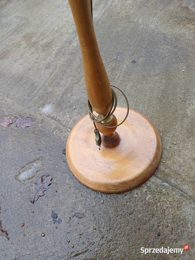 Retro lampa stojaca z 1971 roku dolnośląskie Lubań