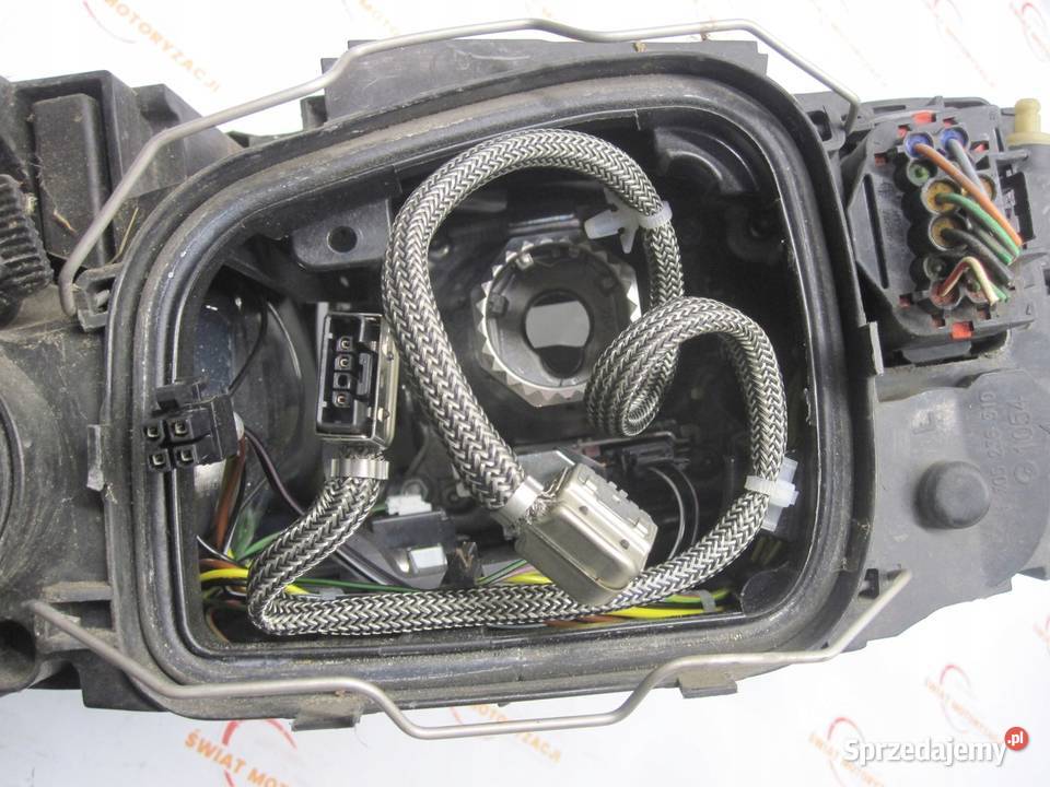 VOLVO V50 lampa lewa przód 31265711 XENON ANGLIK Kielce