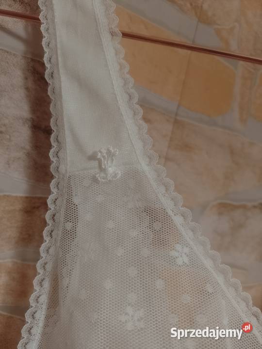 42XL Triumph Ekskluzywna biała halka pod Halki i koszulki