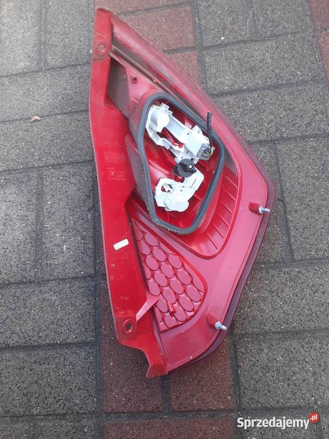 Lampa prawy tył Ford fiesta mk 7 osobowe Lampy tylne Legionowo sprzedam