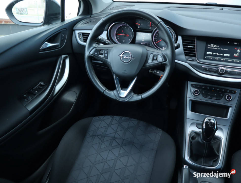 Opel Astra 14 T łódzkie