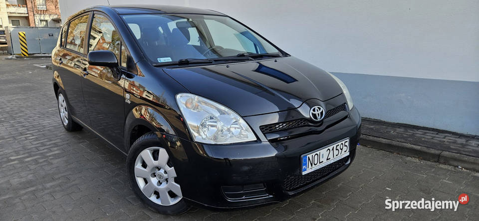 Toyota Corolla Verso 2006r 20 D4D 116 7 osobowy Rok produkcji 2006 Elbląg