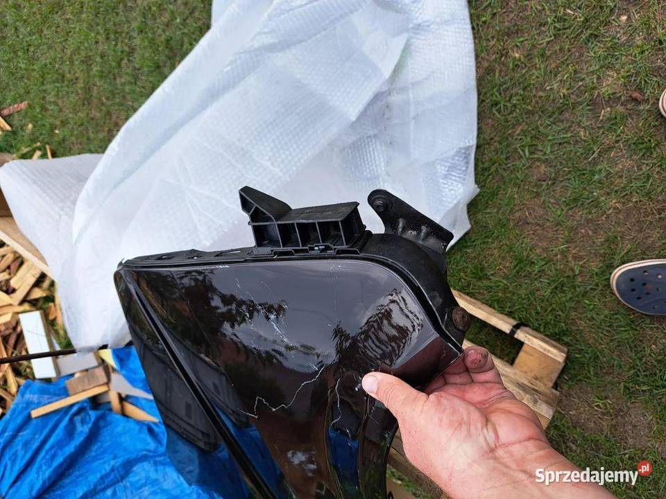Błotnik prawy przód przedni VW T5 T5 7H 7E osobowe