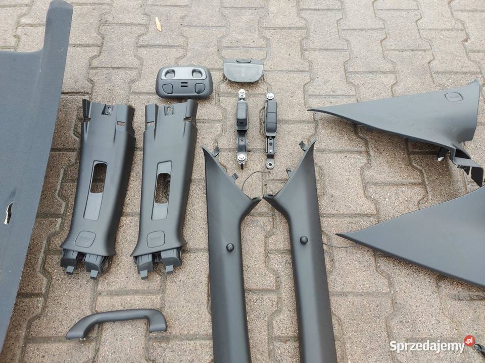 Subaru WRX STI 2015 podsufitka czarna Motoryzacja