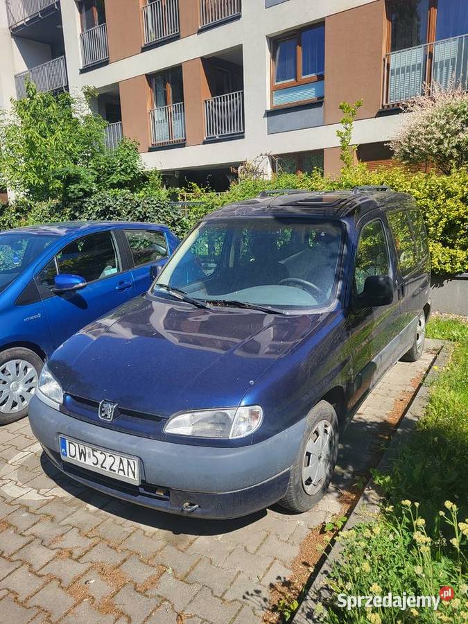 Sprzedam Partnera 1 z przeszklonym dachem Wrocław