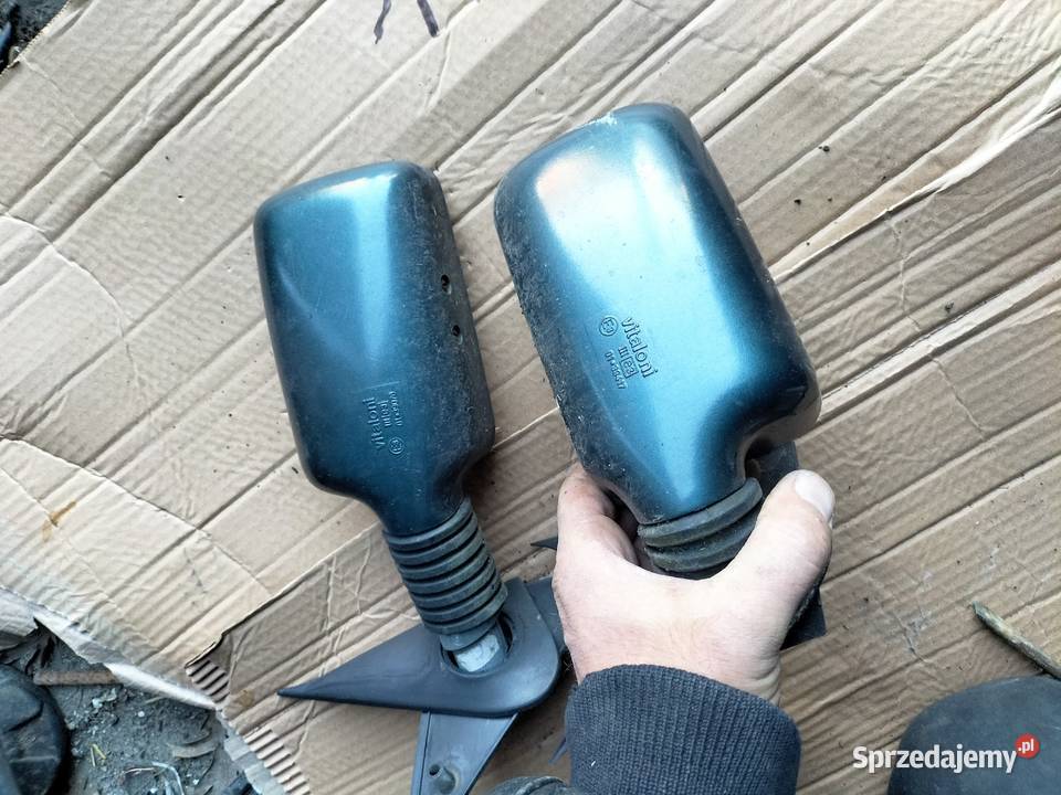 FIAT UNO LUSTRKO ZEWNĘTRZNE PRAWE LEWE osobowe Kamień-Kolonia