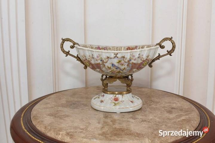 Niebieska Patera Stojąca z Łabędziami Porcelana Kraków