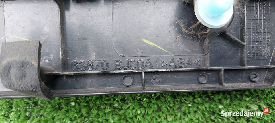 LISTWA BŁOTNIKA PRAWY PRZÓD NISSAN NV200 Karoseria