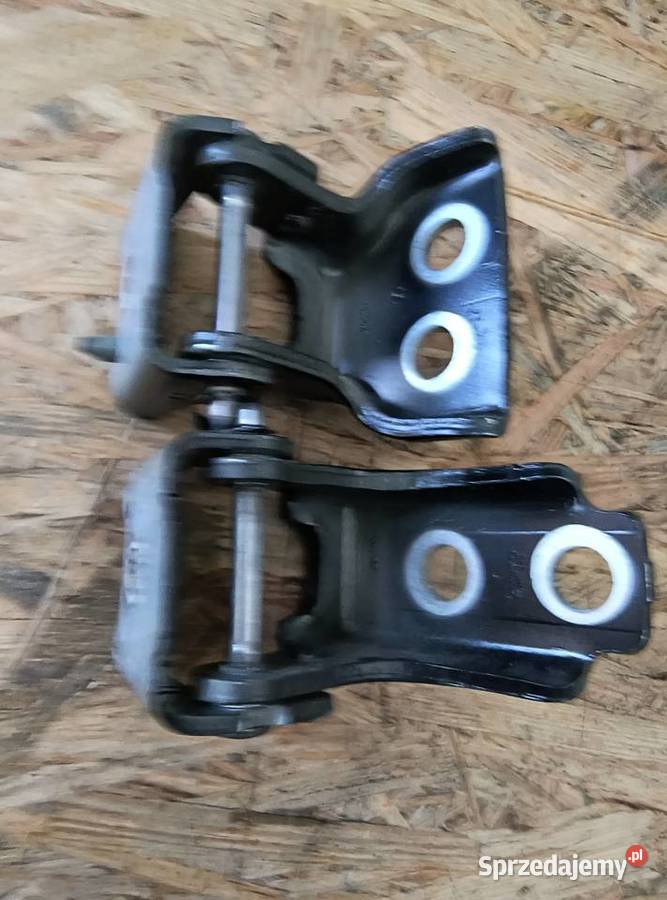 Zawias drzwi prawe prawych zawiasy citroen DS3 2 Kakonin sprzedam