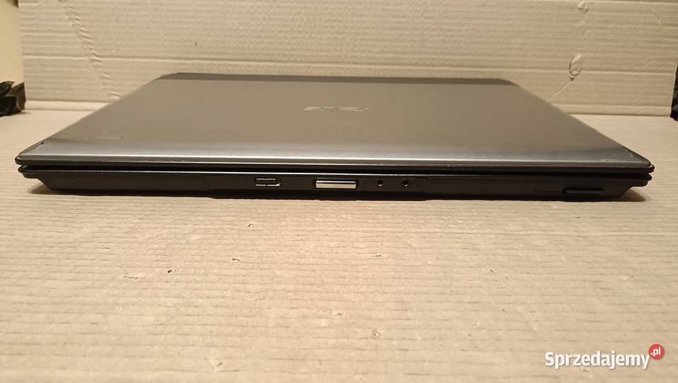 Laptop ASUS F7F7S025C