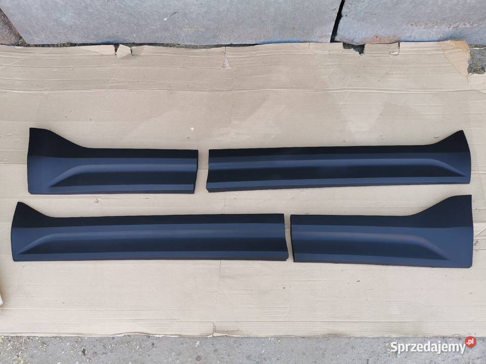 Listwa drzwi tył lewa LH Volvo xc40 17 31448318 osobowe Sieraków sprzedam
