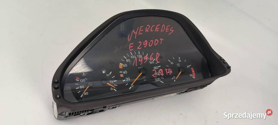 LICZNIK ZEGAR MERCEDES 2105406547 Lipno