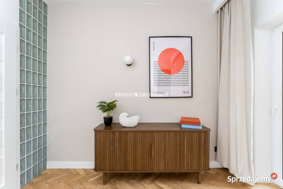 Mieszkanie Kraków Wenecja 8654m2 3pok cegła