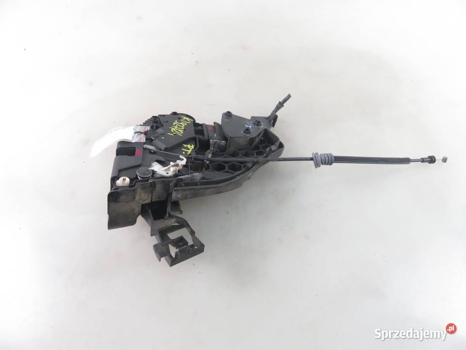 ZAMEK PRAWY TYLNY VOLVO V50 30699456