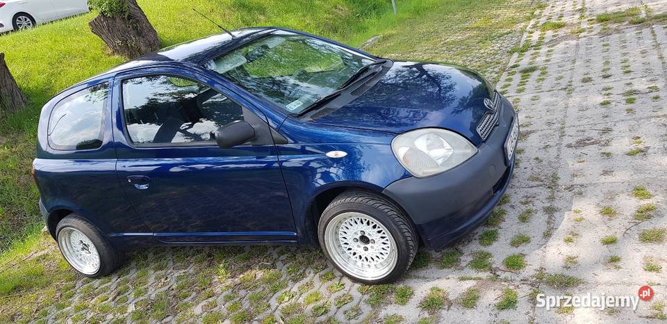 Toyota Yaris mega oszczędna do jazdy nieuszkodzony lubelskie Kraśnik