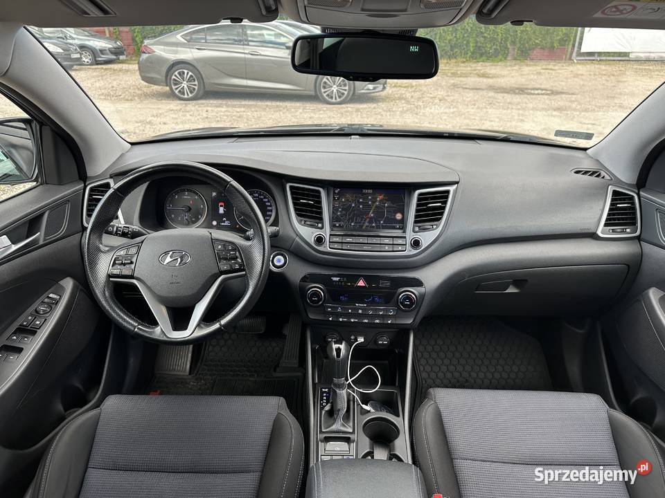 Hyundai Tucson 17CRDI 141 Automat Serwis Zamiana Rok produkcji 2016 Warszawa sprzedam