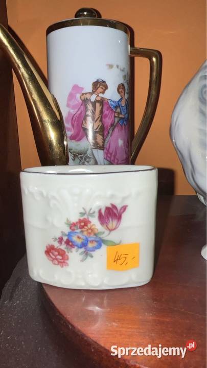 Wykałacznik ecru Z kwiatkami Syg Schwarzenhammer Gdańsk