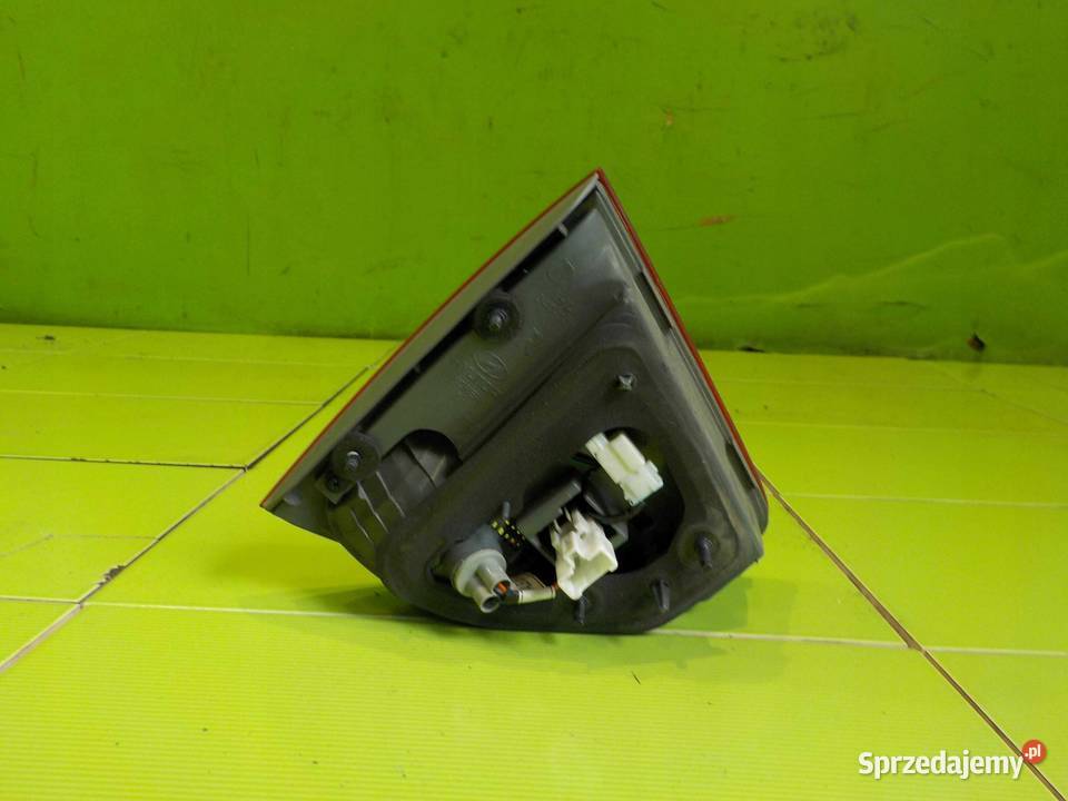 IX55 0812 EUROPA lampa prawa tyl 92403J1 mazowieckie Suków