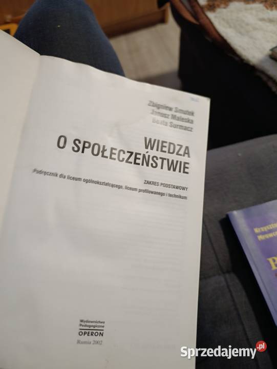 Podręcznik do wiedzy o społeczeństwie liceum i Poznań