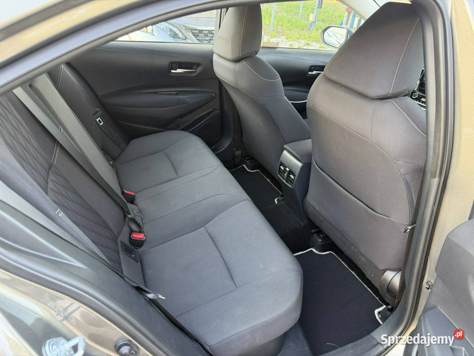 Toyota Corolla 18 HSD Vat 23 Lekko uszkodzony 1800cm3 Otwock Mały