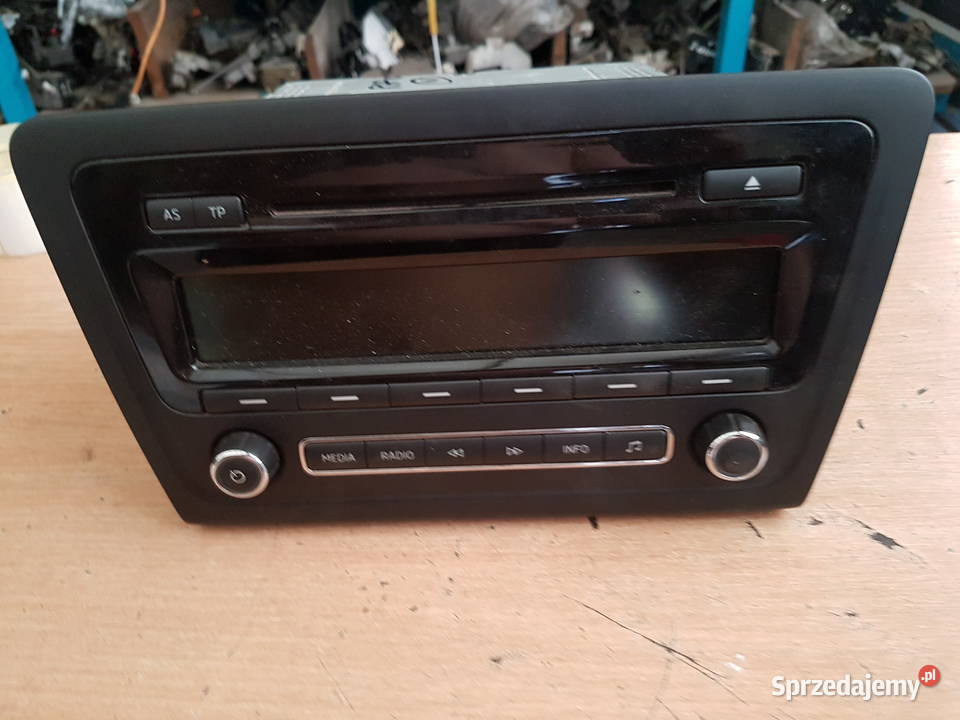 SKODA RAPID FABIA II RADIO CD 5J0035161E Turkowice