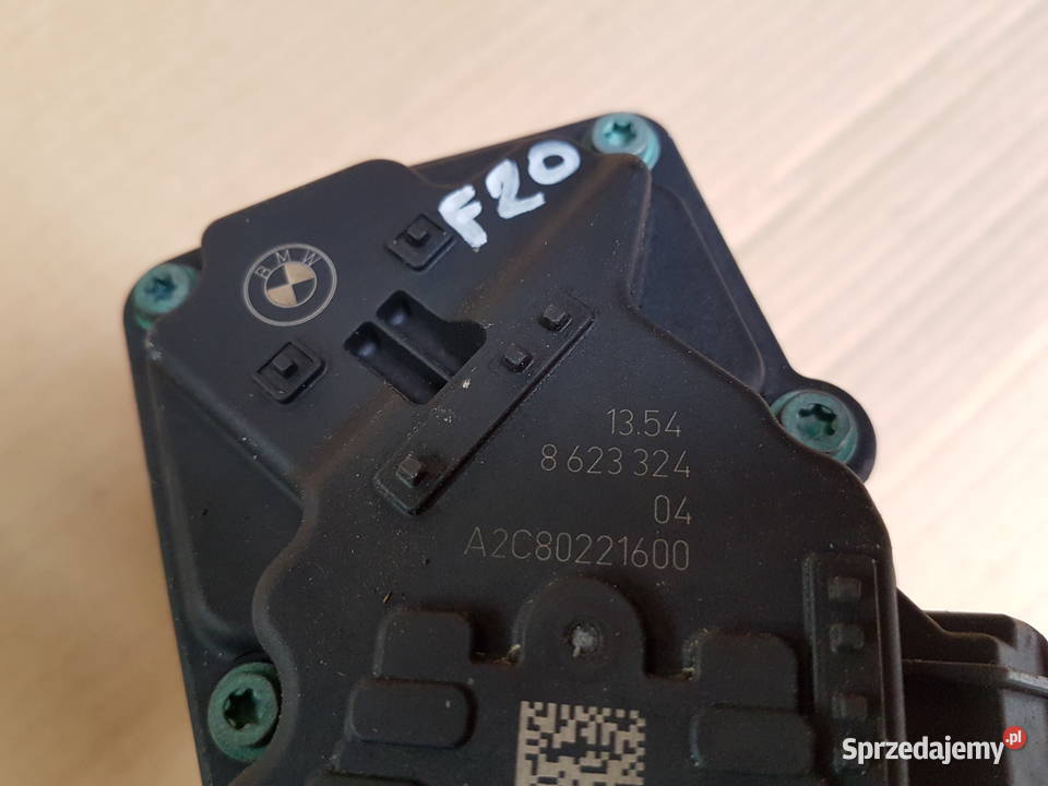 BMW 1 120 F20 f21 LIFT przepustnica powietrza 20 kolektory ssące Silniki i osprzęt