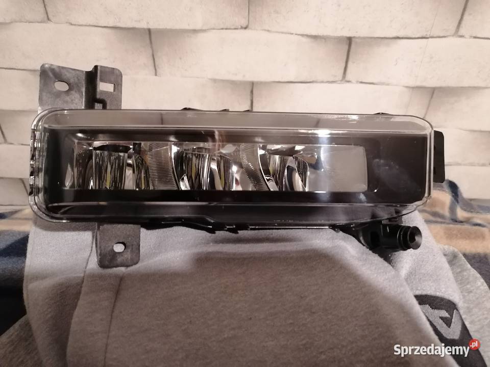 HALOGEN BMW G30 G31 G32 PRAWY Pozostałe Skwierzyna