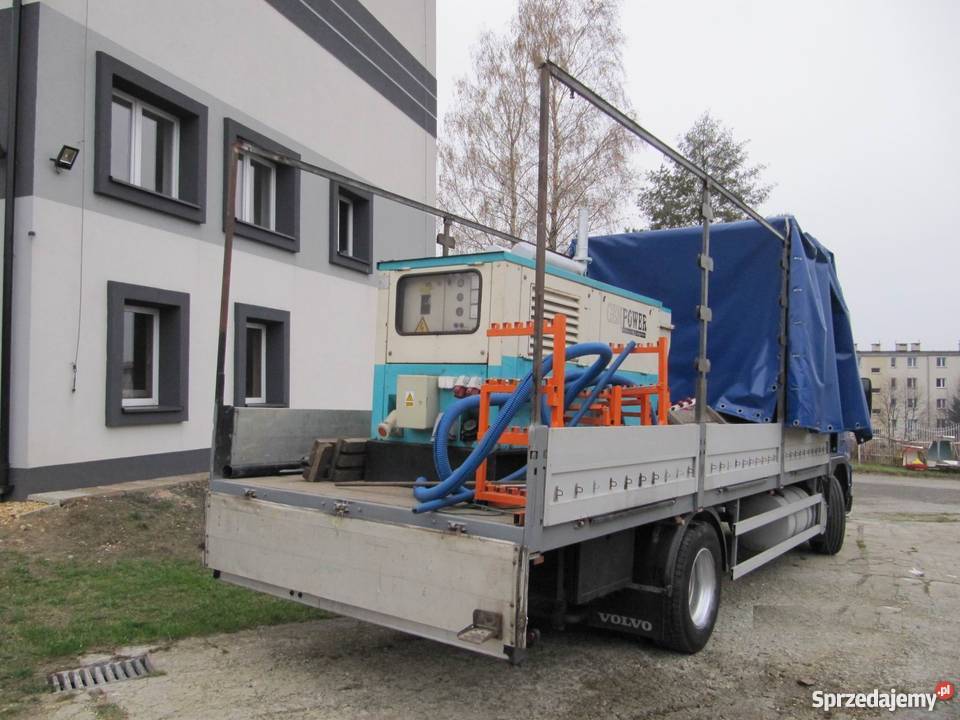 Volvo FM7 310 zarejestrowany jako specjalny kupiony w polskim salonie Trzebinia