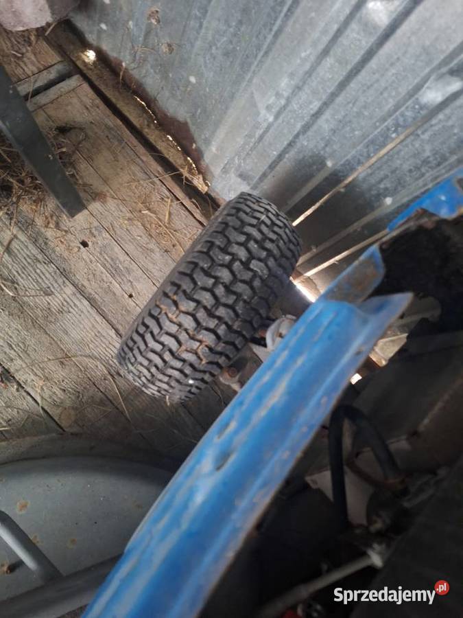 Traktorek Isek Rok produkcji 2000 Inne pojazdy i łodzie Samorządki