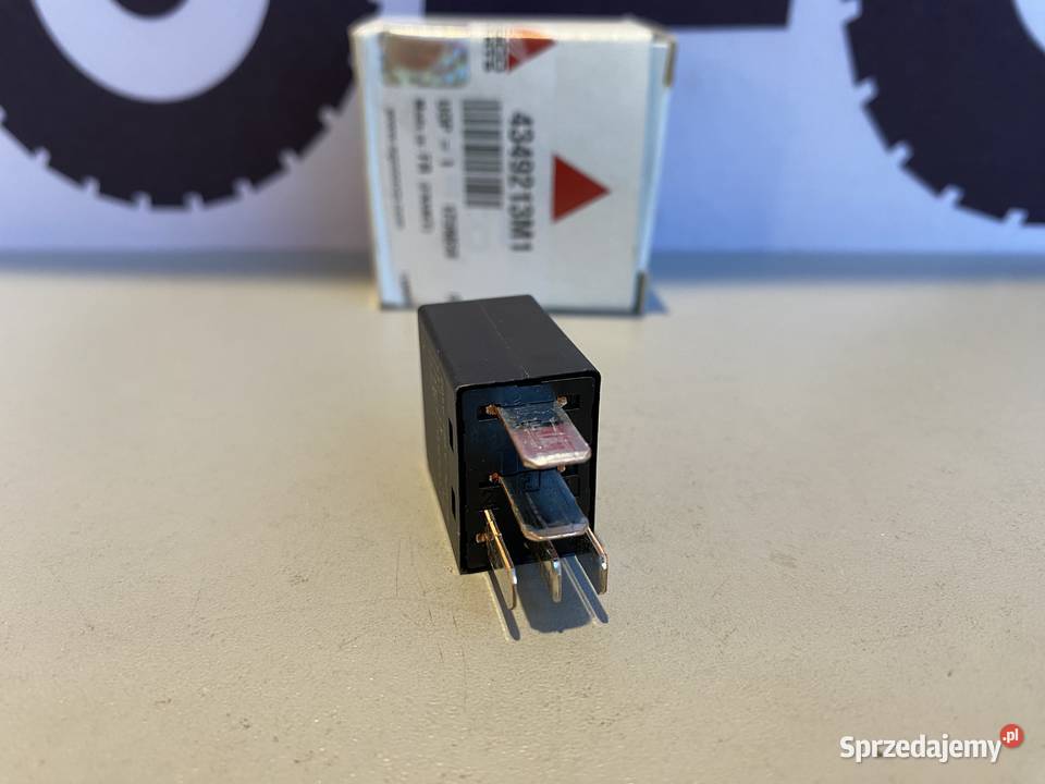 Przekaźnik elektryczny Massey Ferguson 4349213M1 podlaskie Białystok