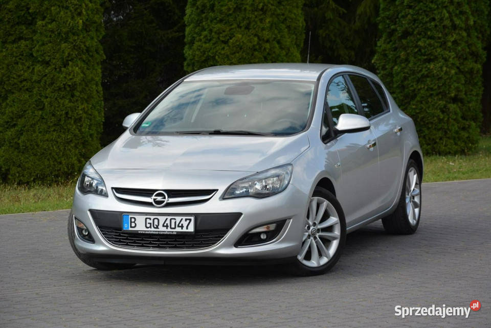 Opel Astra 14T140 Lift Klimatronic Parktronic Ostrów Mazowiecka