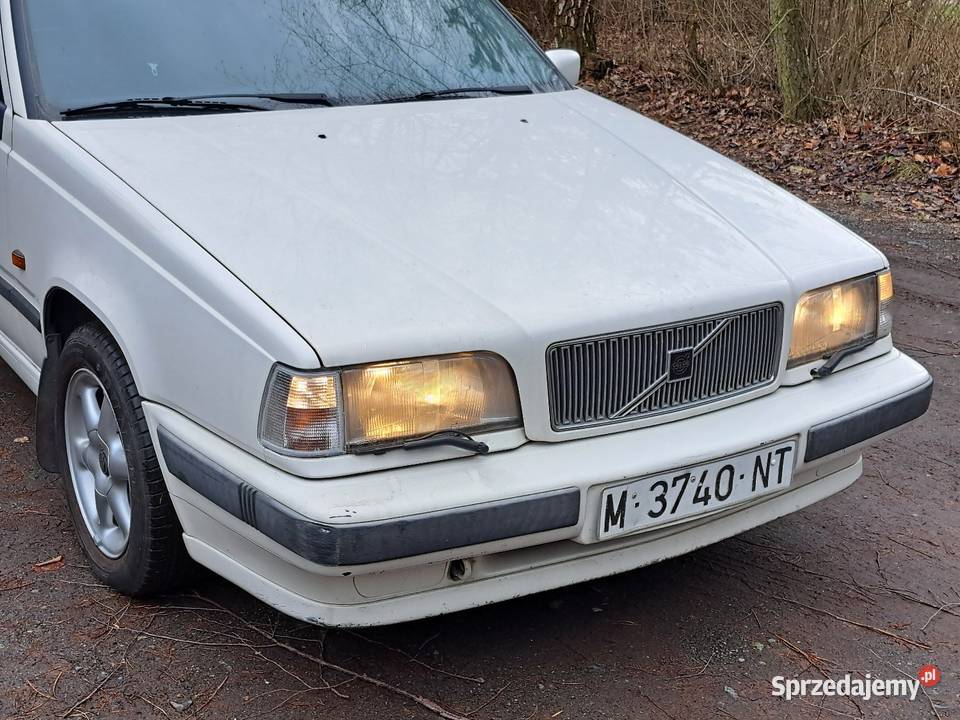 Volvo 850 25 benzyna 170 00 grama rdzy Oleśnica