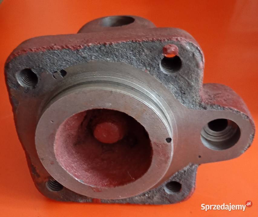 Pokrywa dolna siłownika T25 władymirec ruski Hydraulika lubelskie