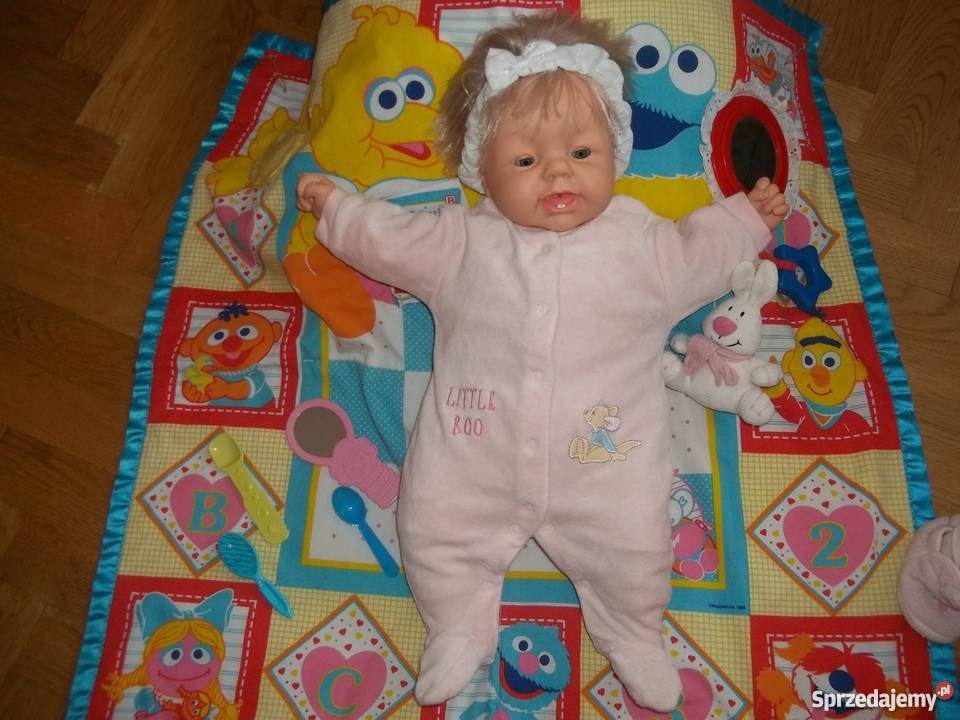 Mówiąca Lalka po polsku HELLO KITTY i dużo ubranek Warszawa