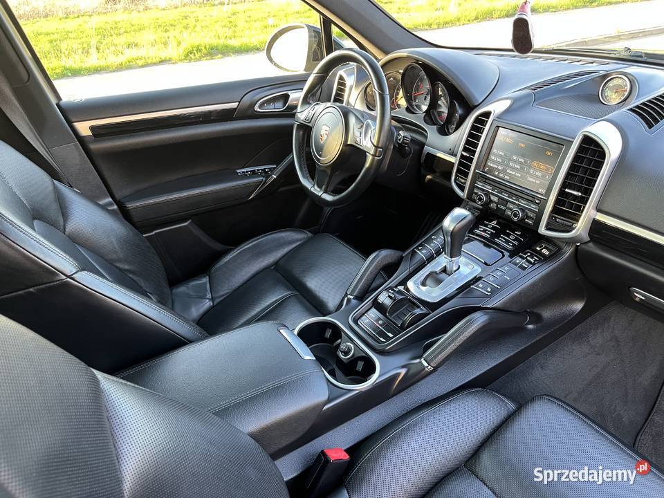 PORSCHE CAYENNE 36 300 Niski przebieg czarny Cayenne Kolbuszowa sprzedam