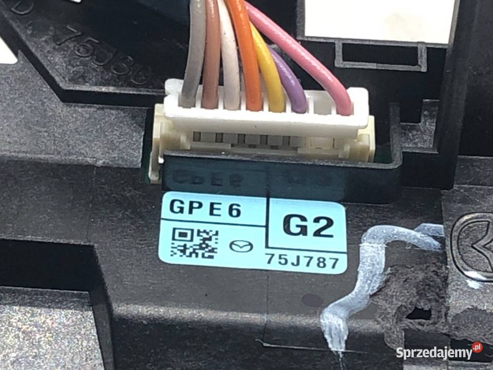 PRZEŁĄCZNIKI KIEROWNICY MAZDA CX5 1117 WŁĄCZNIK podkarpackie