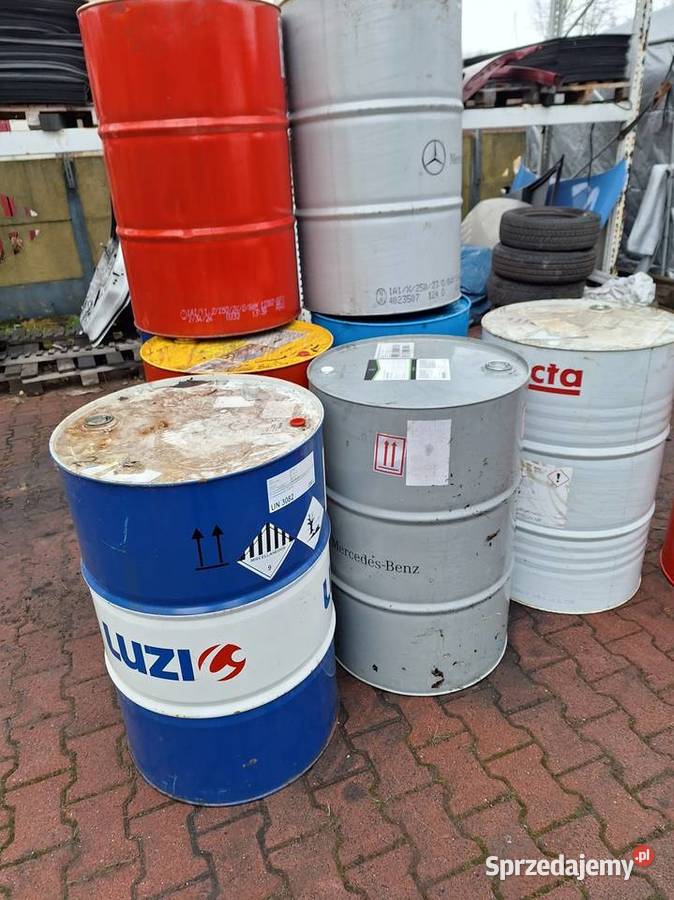 Beczki beczka 200 litrów metalowa oleju płynach