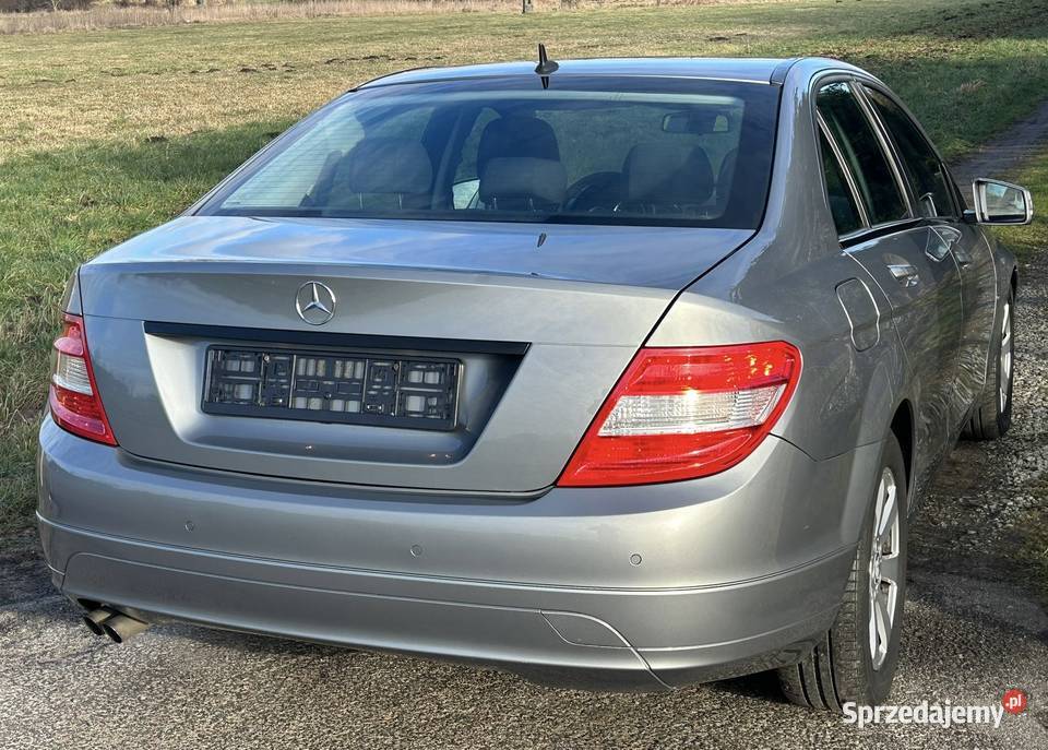 Mercedes W204 22 CDI 136 Ładny autoalarm Róża