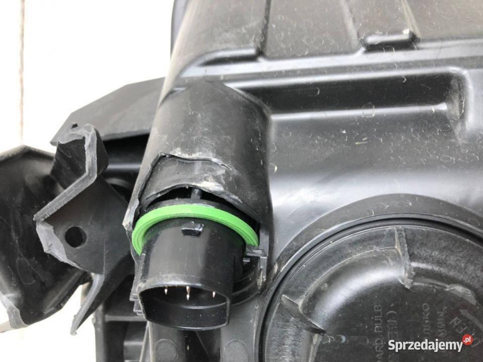 Hyundai Kona reflektor lewy przód osobowe Kozubszczyzna