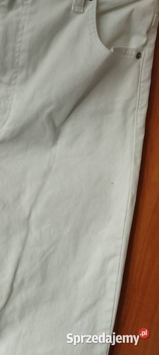 spodnie ASOS DESIGN Tall Białe elastyczne jeansy