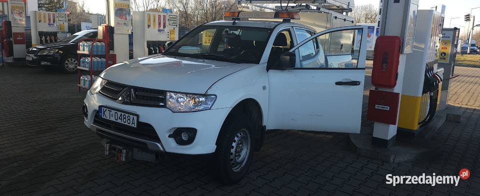 Mitshubishi l200 2014r webasto wciagarka Biskupiec