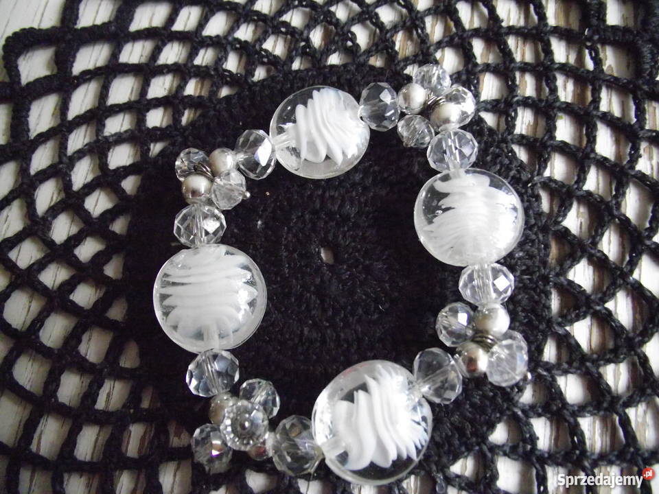 BIAŁO LODOWA BRANSOLETKA Z KORALIKÓW I MASY