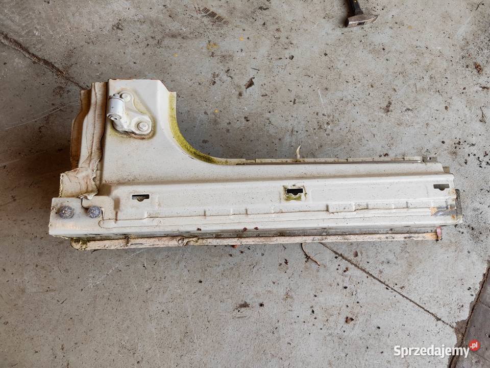 Próg Mercedes A klasa w176 osobowe wielkopolskie Ostrów Wielkopolski