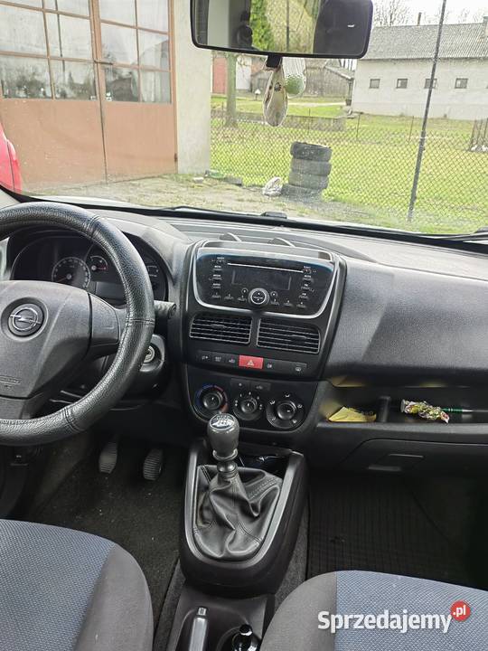 Opel Combo DIESEL kupiony w polskim salonie łódzkie Radomsko sprzedam