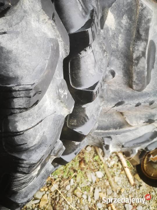 Opony wąskie 83 r32 międzyrzędzi felgi 95 r36 Sieradz sprzedam