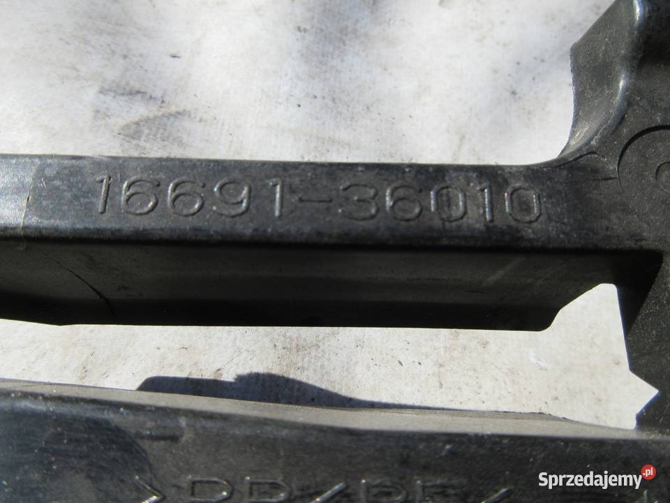 KIEROWNICA POWIETRZA TOYOTA RAV4 IV PRAWA Ruda Śląska