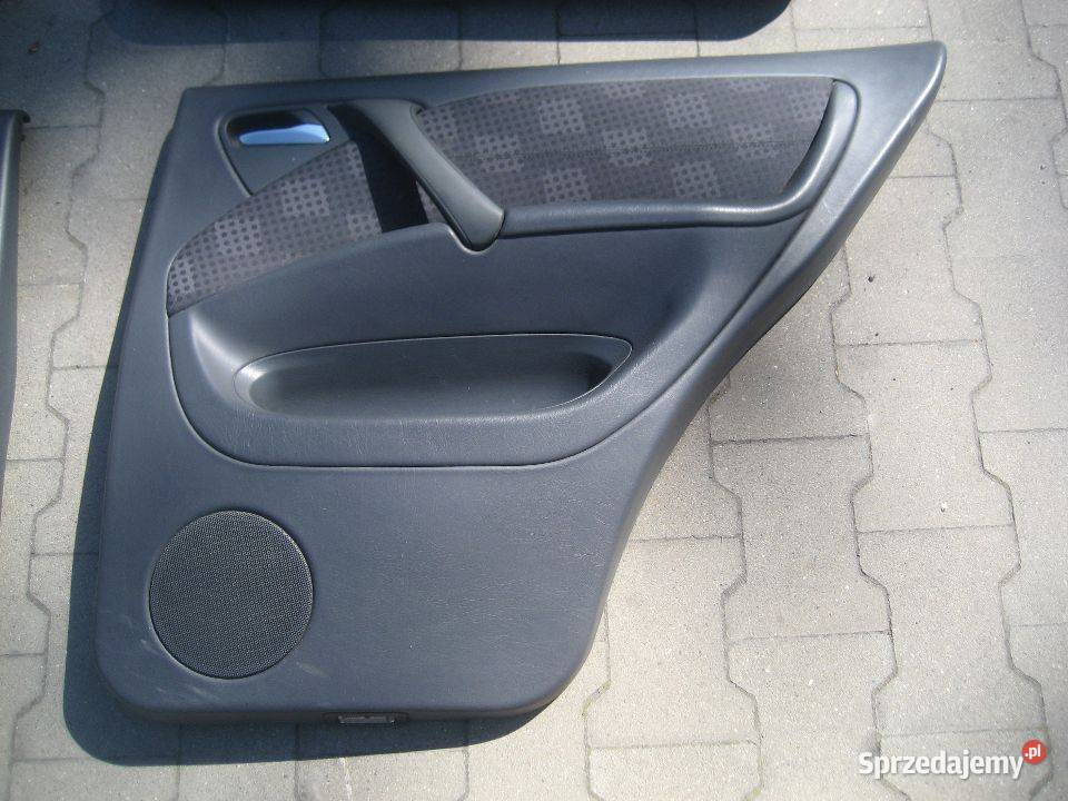 mercedes ml 163 lift 0105r tapicerka drzwi przód
