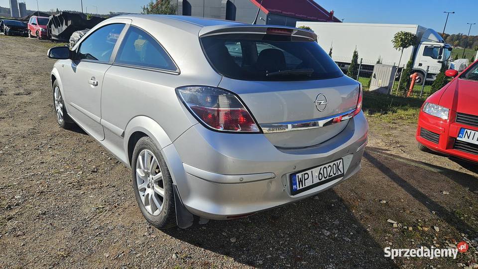 Opel Astra III GTC 16 Enjoy GAZ Iława