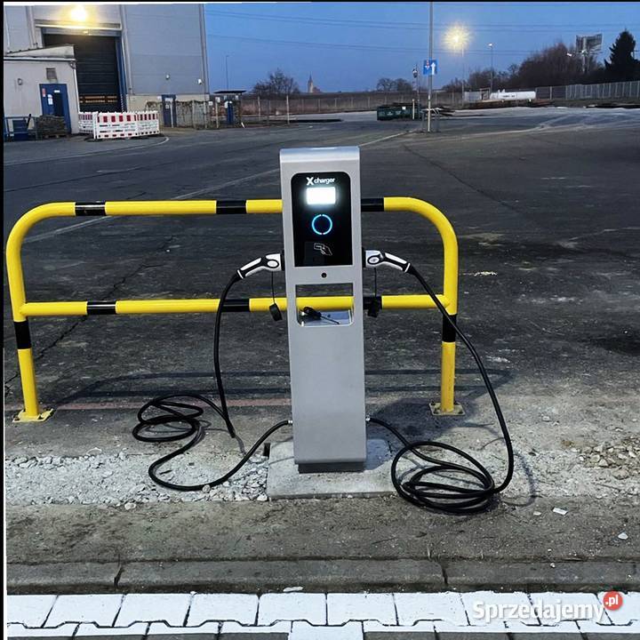 Publiczny punkt ładowania 44kW AC Góra Kalwaria