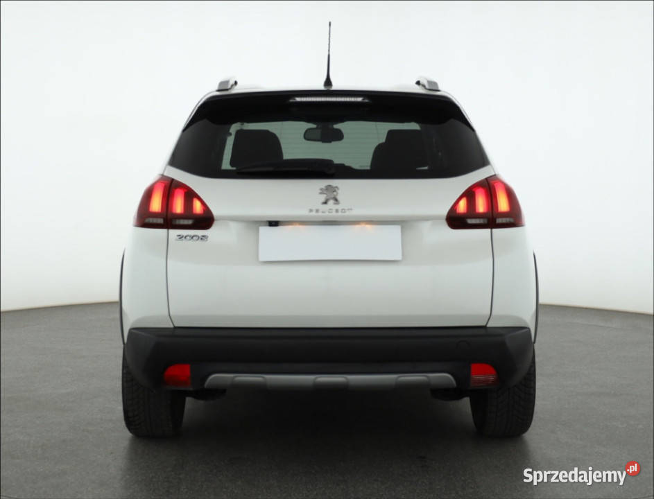 Peugeot 2008 12 PureTech komputer pokładowy